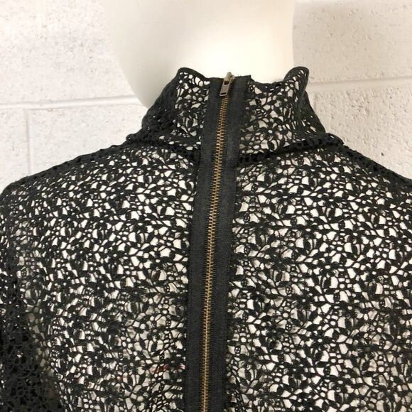 Saloni Mia Black Lace Fringed Cuff Top - Picture 7 of 8